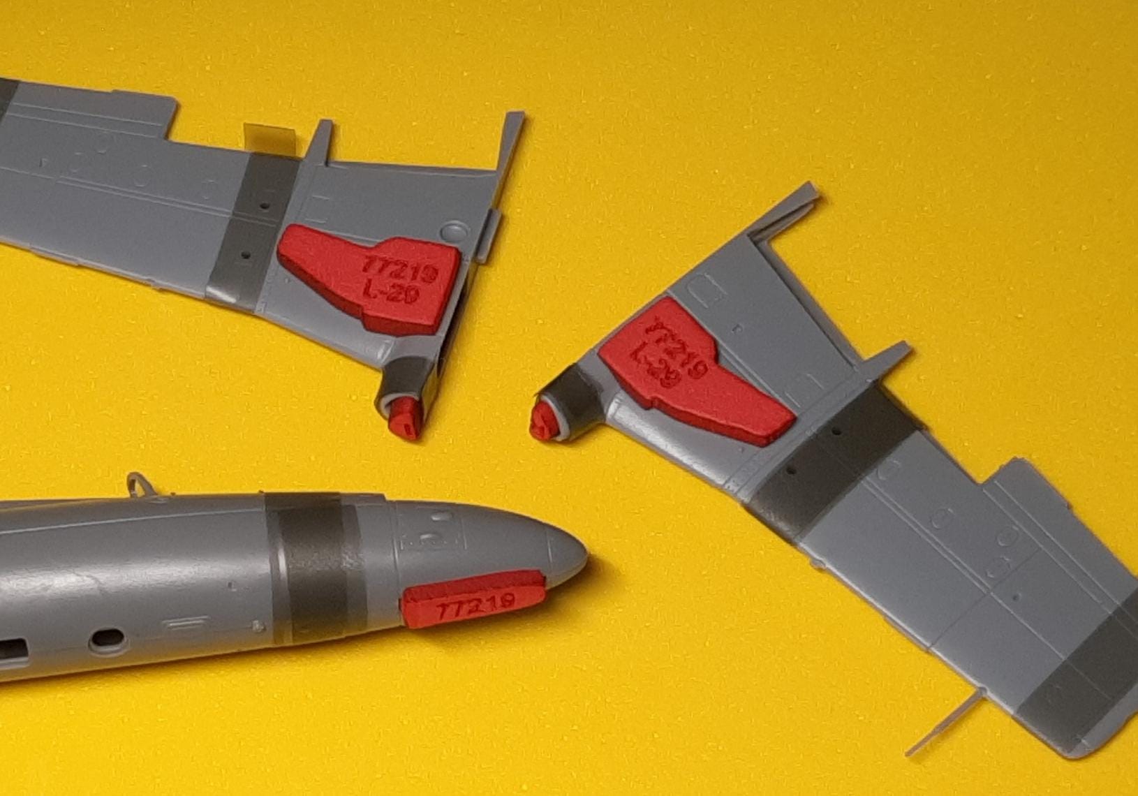 77219 1/72 L-29 Delfín wheel bay plugs (for AMK/Eduard)