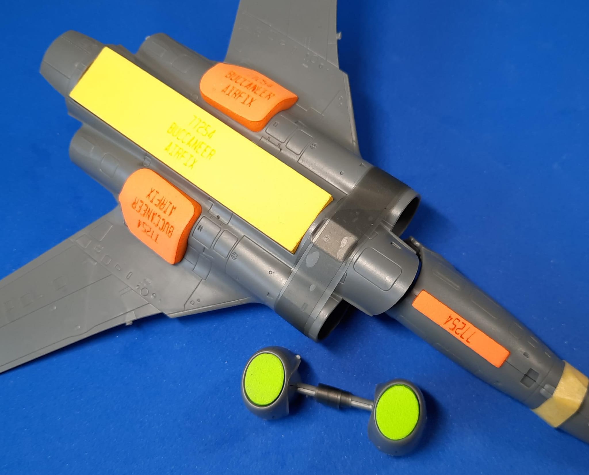 77254 1/72 Blackburn Buccaneer wheel bay plugs (for Airfix)