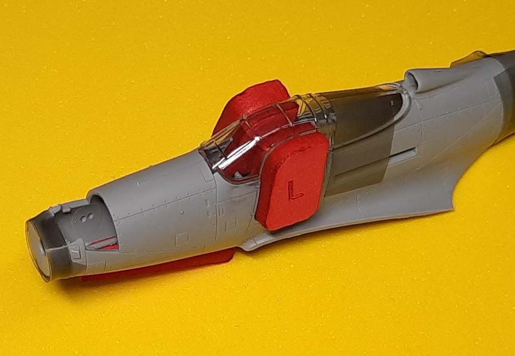 77222 1/72 P-39 Airacobra wheel bay plugs (for Arma Hobby)