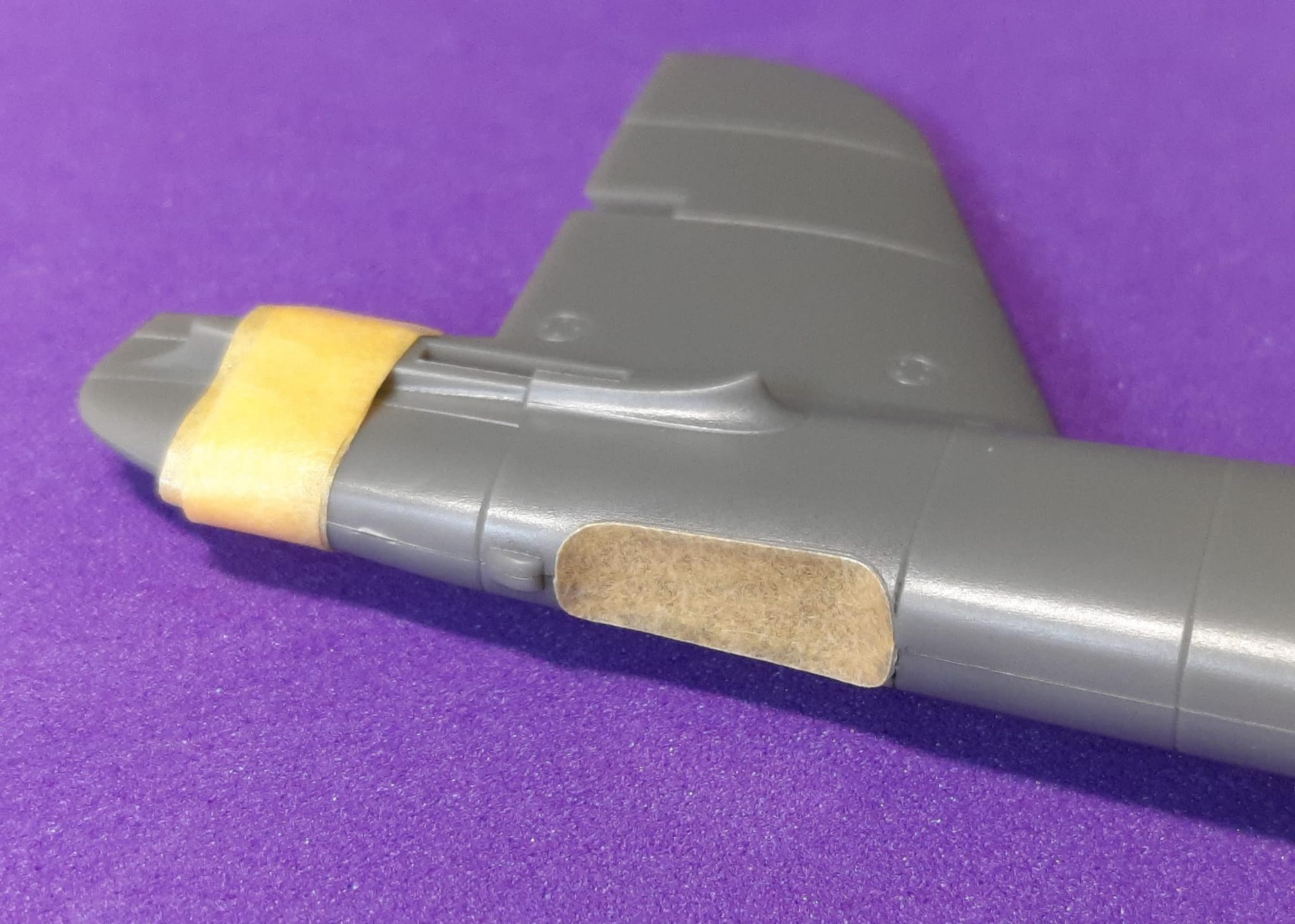 77226 1/72 Me 410 wheel bay plugs (for Airfix)
