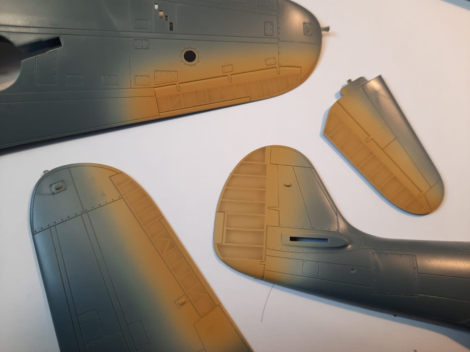 64003 1/48 P-39/P-400 masky na ovládací plochy (pro Eduard)